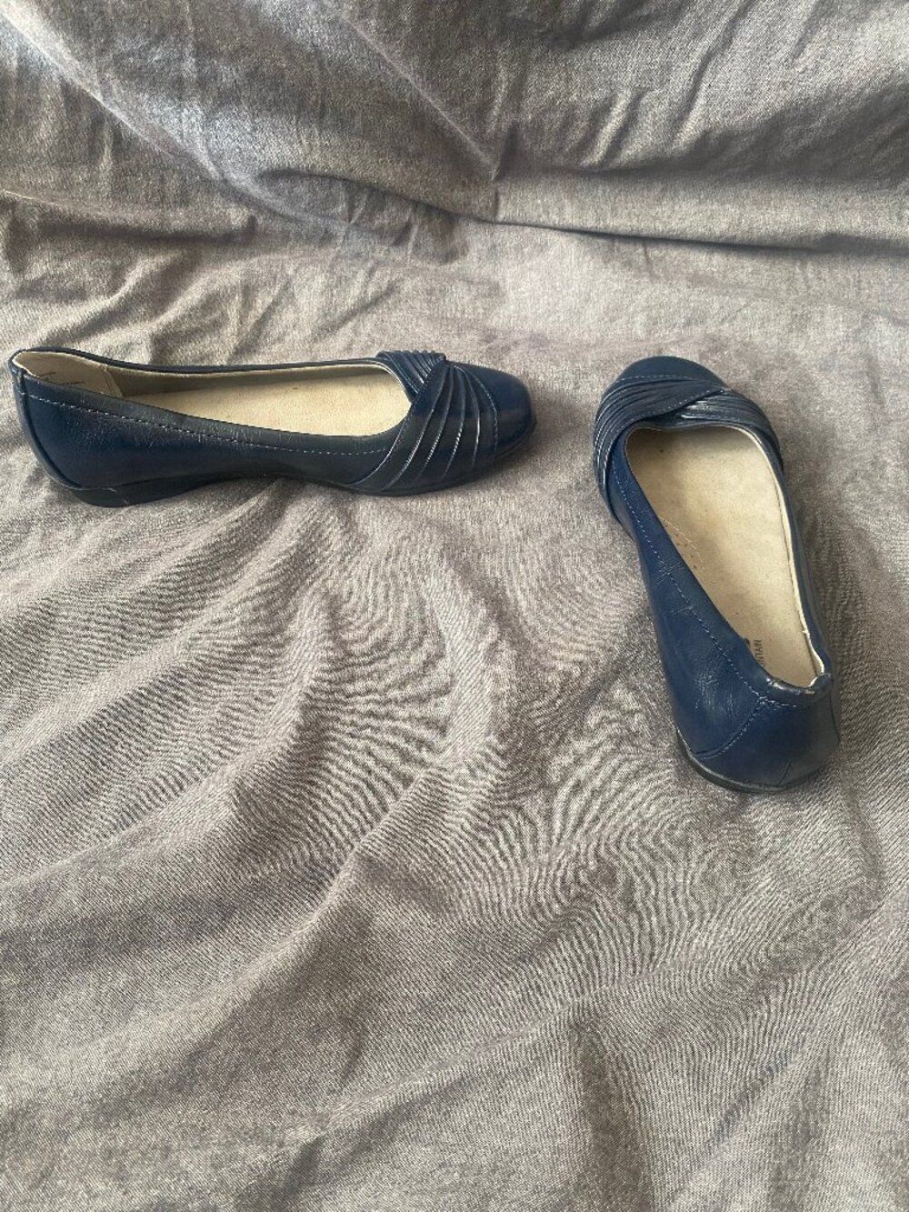 Cliffs By White Mountain Navy Comfort Ballet Flats